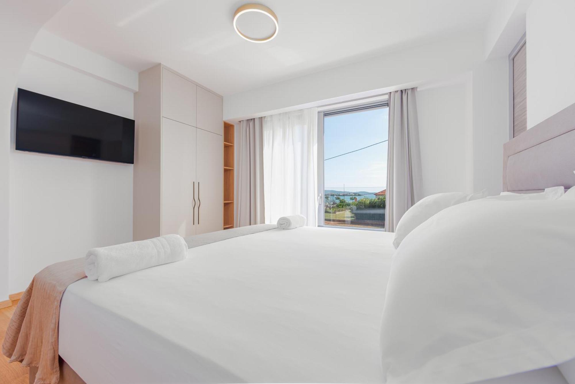 Rooms & Apartments Niko Sukošan Kültér fotó