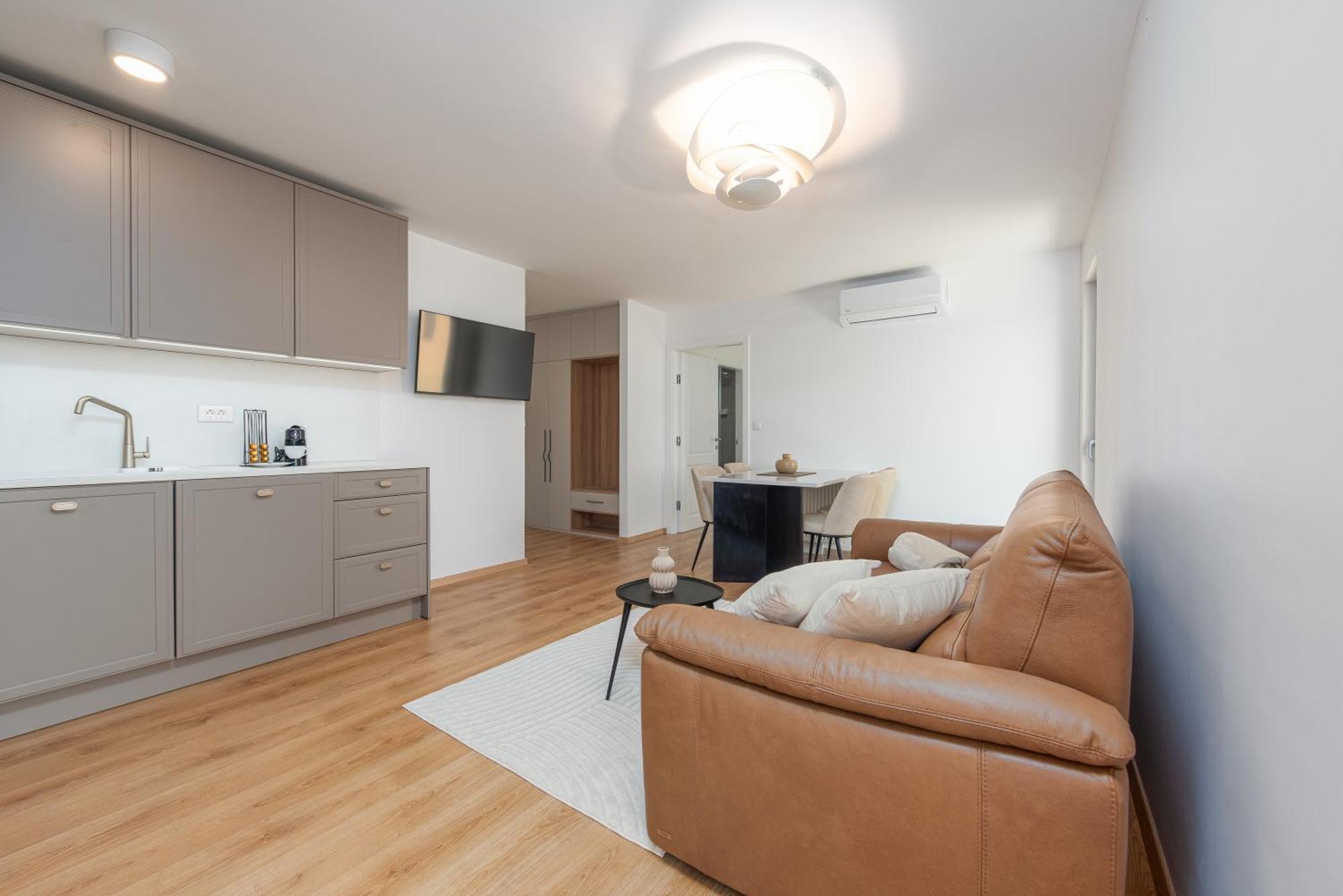 Rooms & Apartments Niko Sukošan Kültér fotó