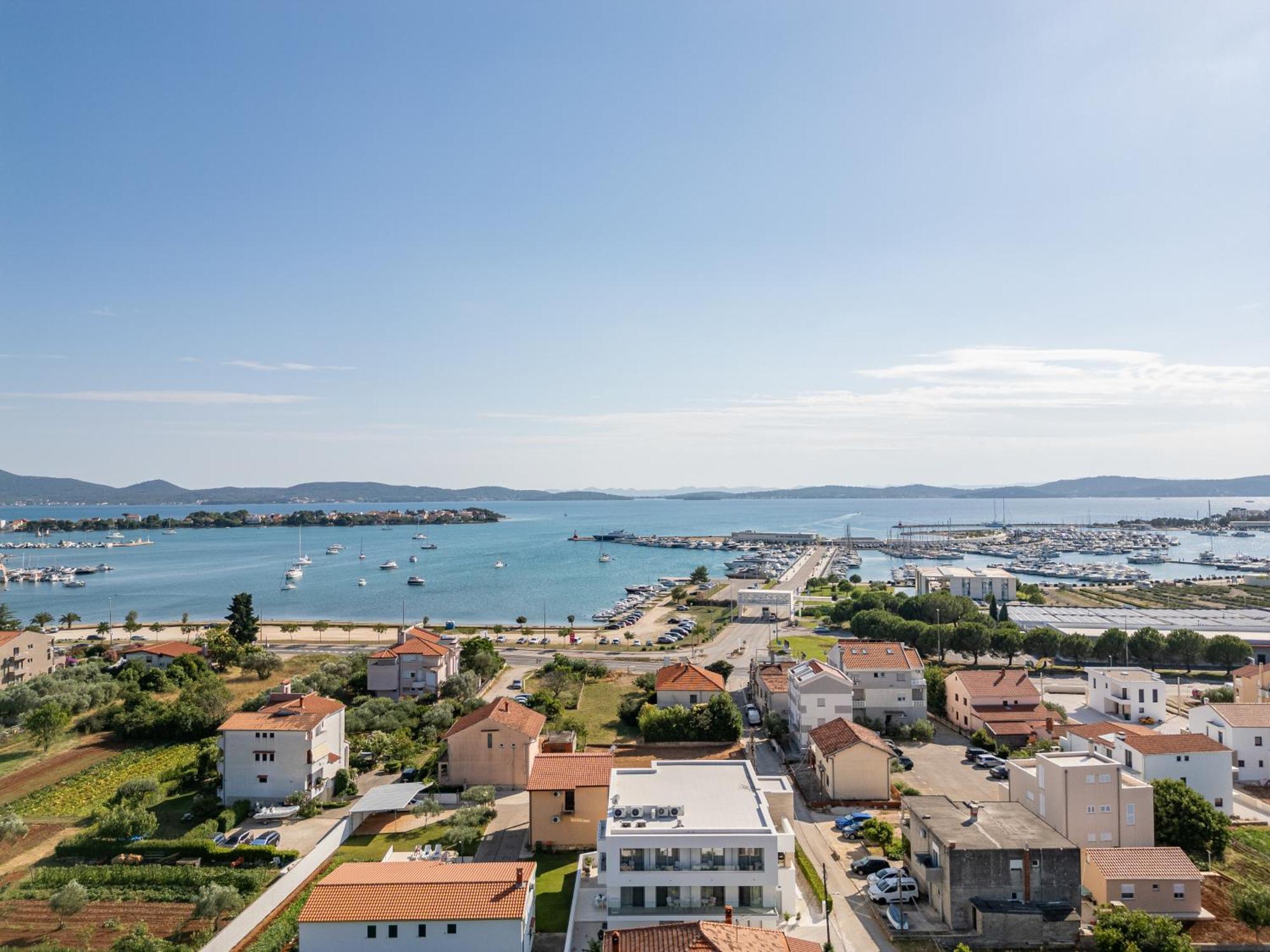Rooms & Apartments Niko Sukošan Kültér fotó